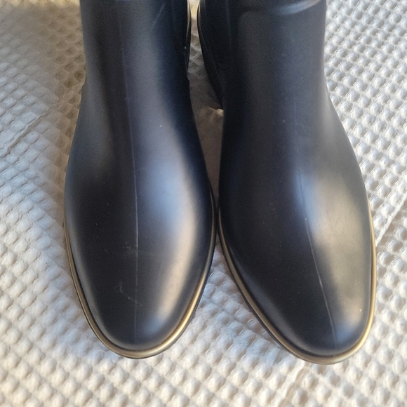 Kate Spade New York, Solstice Rain‎ Boot, Black, Size 6 - Picture 12 of 15